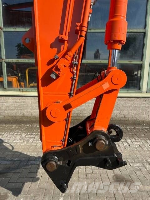 Hitachi ZX 250 LC N-6 Escavadeiras de esteiras