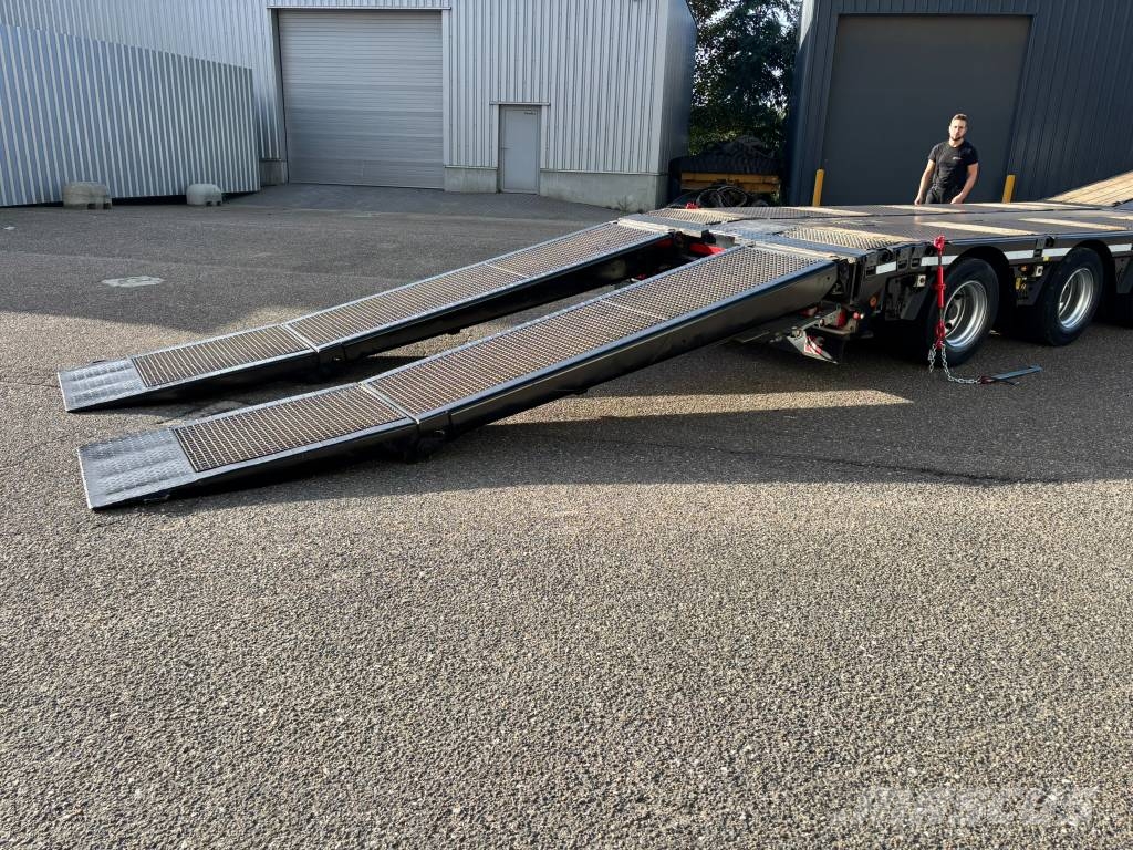 Faymonville F-S43-1AAF Low loader-semi-trailers