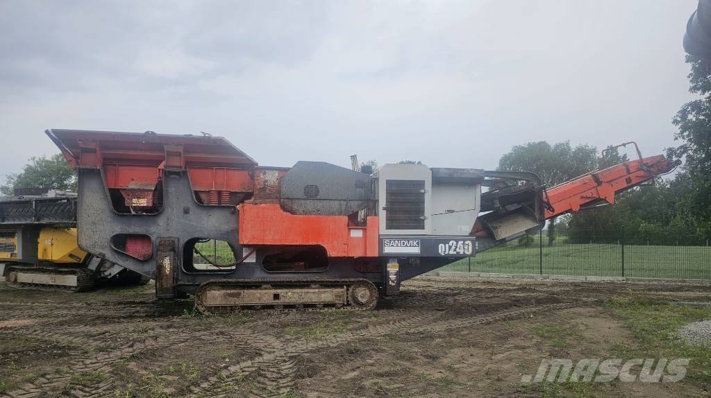 Sandvik QJ240 32t Дробилки