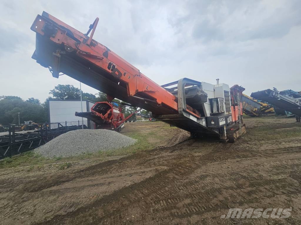 Sandvik QJ240 32t Дробилки