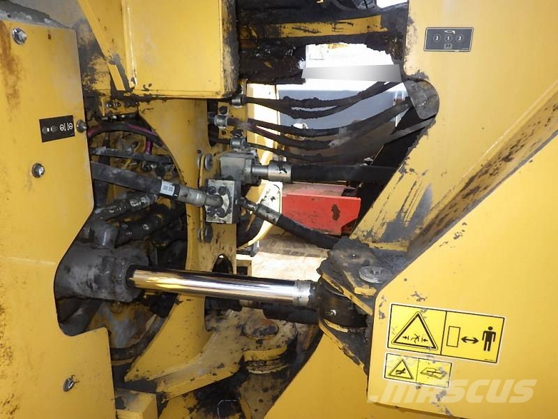Catvik CAT 966M لوادر بعجل