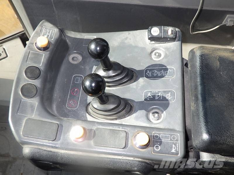 Catvik CAT 966M لوادر بعجل