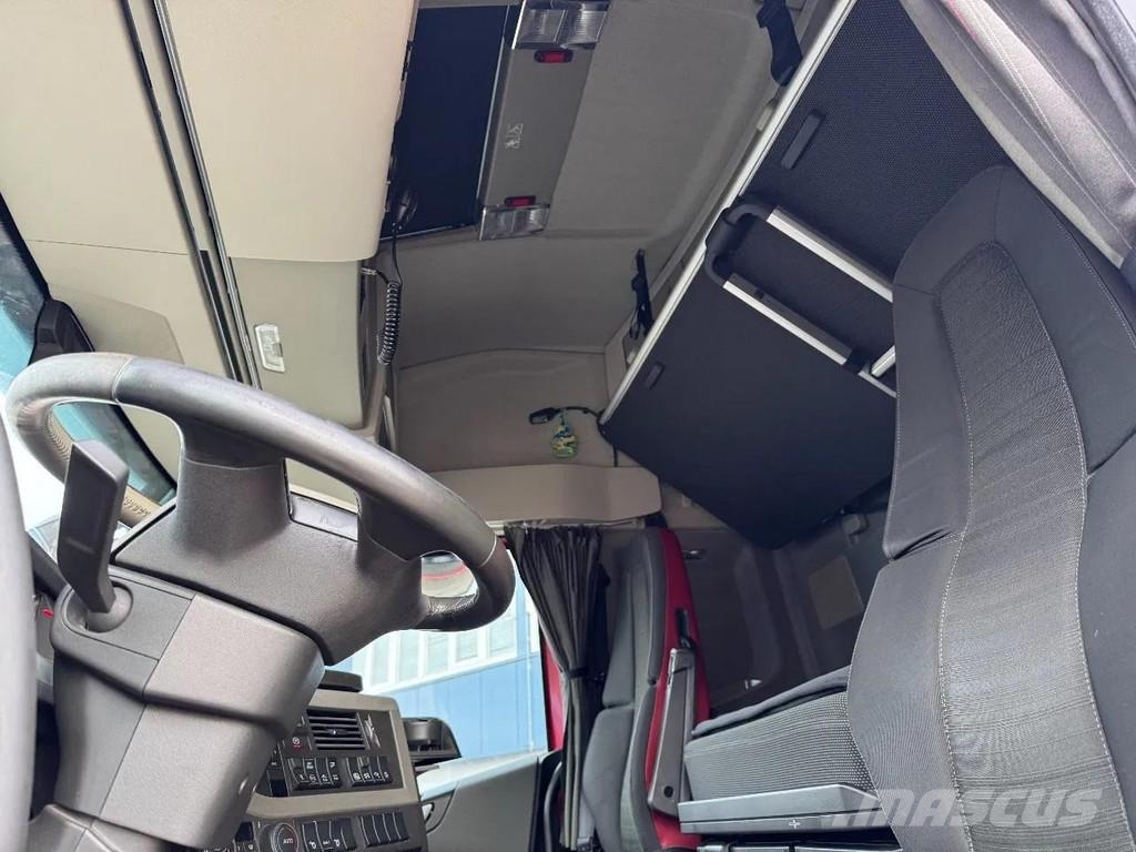 Volvo FH 460 6X2 EURO 6 HMF 1830 + REMOTE CONTROL Trækkere