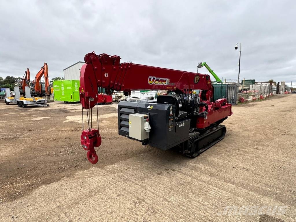 Unic URW 547 Tracked cranes