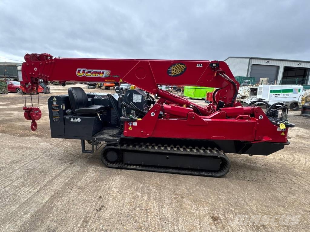 Unic URW 547 Tracked cranes