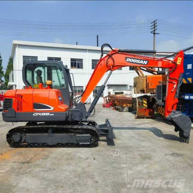Doosan DX 55 Mini kotrók < 7t