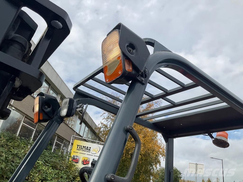 Toyota 7FBMF30 3000KG 3.30METER HEFTRUCK Elektriskie autoiekrāvēji