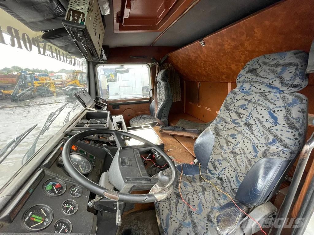 Volvo F 12.400 Manuel Gearbox 6x2 Palfinger PK9000A Cran Camiones de cama baja