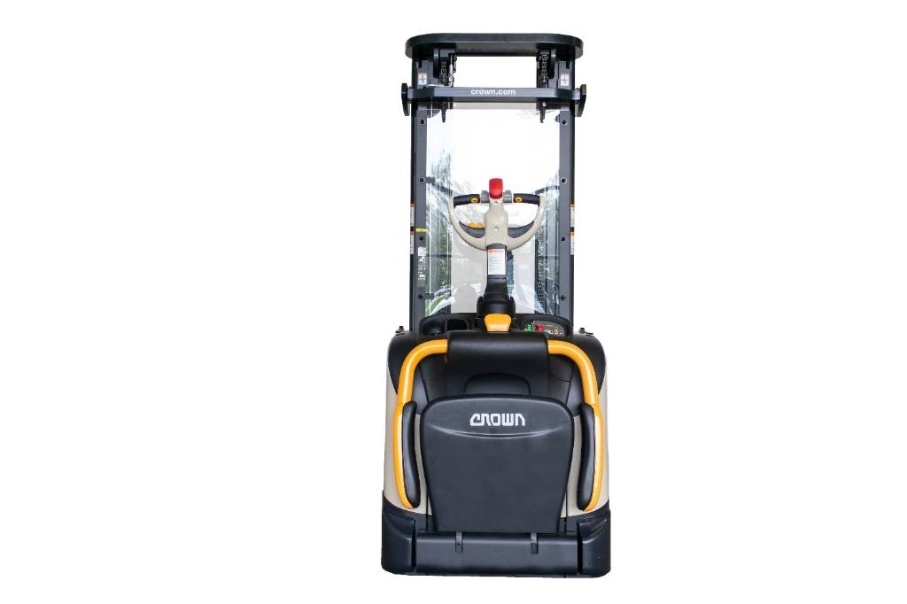 Crown ETi40001.2, splitterny höglyftande ledstaplare! Pedestrian stacker