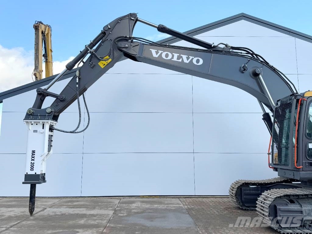 Volvo EC220D + Maxx 2000 Hammer New / Unused Bandgrävare