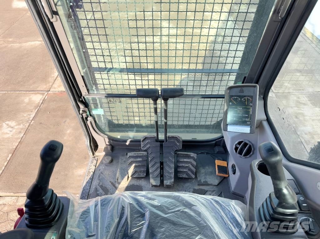 Volvo EC220D + Maxx 2000 Hammer New / Unused Bandgrävare