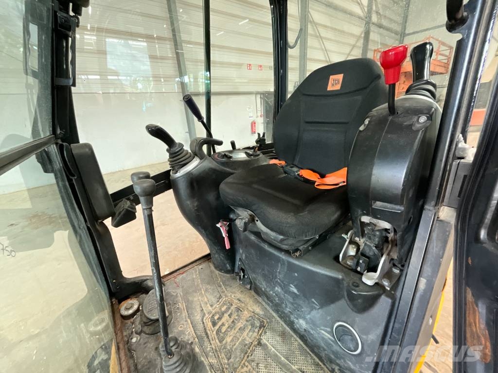 JCB 8018 حفارات صغيرة أقل من 7 طن (حفارات صغيرة)