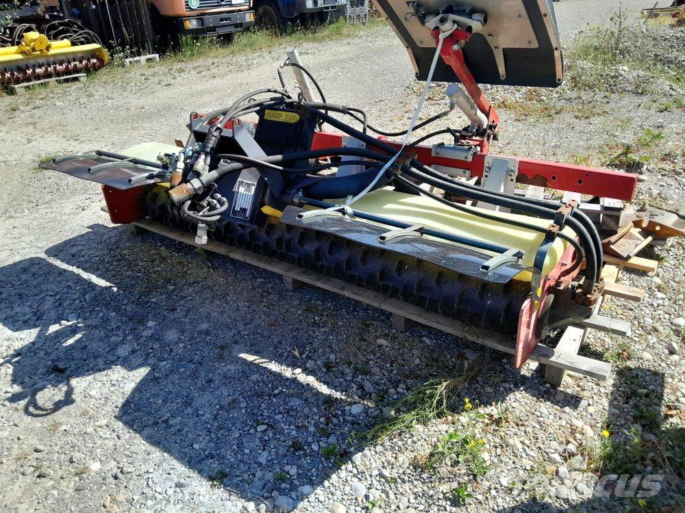 Kässbohrer Pistenbully PB 100, Snowgroomer كاسحات جليد