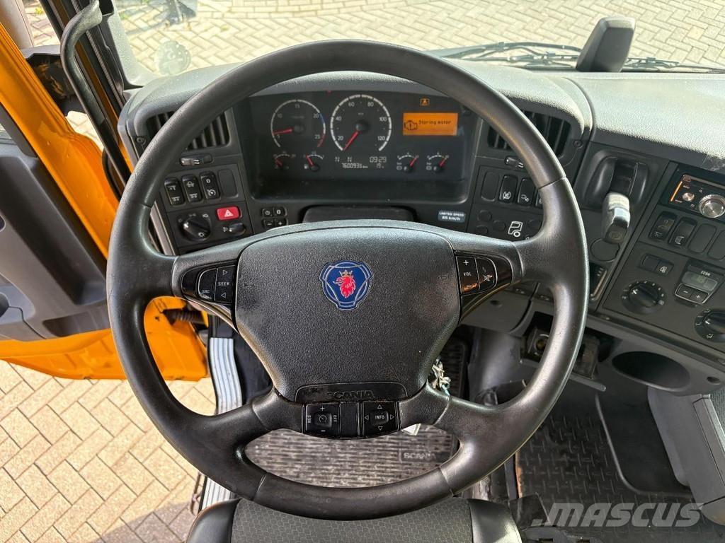 Scania P 380 + 3pedals + 6X2 + LIFT AXLE + LOADLIFT 2500 Camiones con caja de remolque