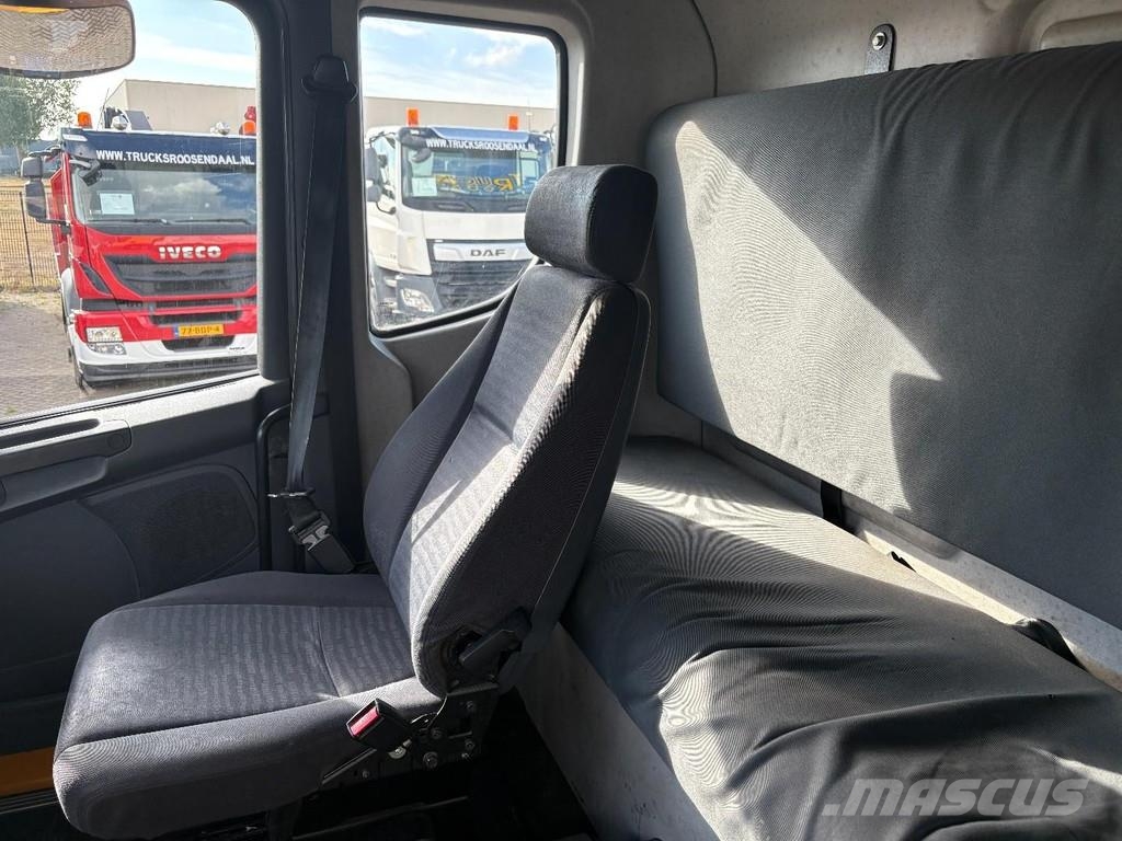 Scania P 380 + 3pedals + 6X2 + LIFT AXLE + LOADLIFT 2500 Camiones con caja de remolque