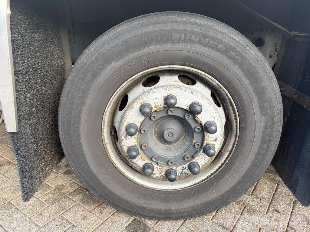 Scania P 380 + 3pedals + 6X2 + LIFT AXLE + LOADLIFT 2500 Camiones con caja de remolque