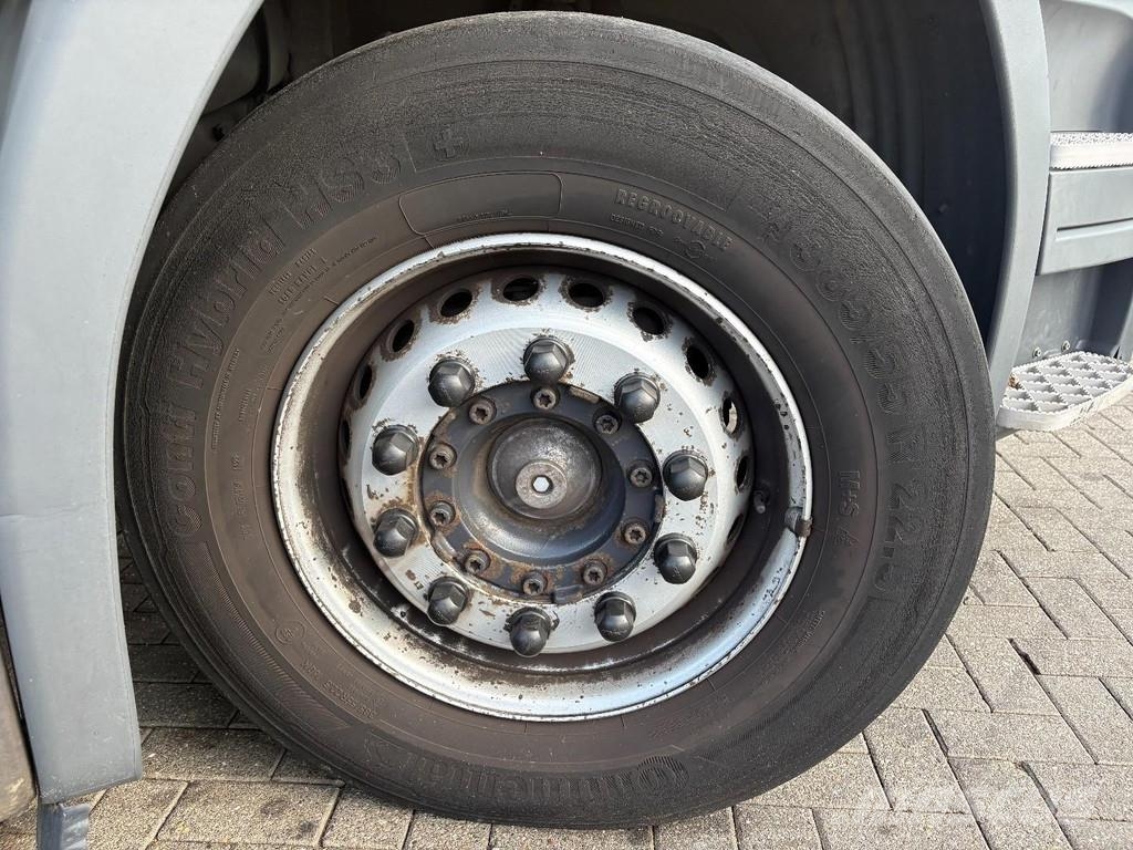 Scania P 380 + 3pedals + 6X2 + LIFT AXLE + LOADLIFT 2500 Camiones con caja de remolque