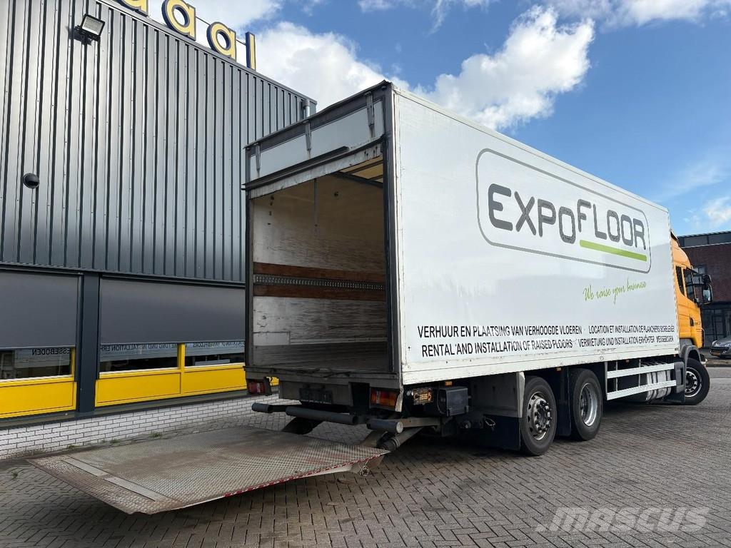 Scania P 380 + 3pedals + 6X2 + LIFT AXLE + LOADLIFT 2500 Camiones con caja de remolque