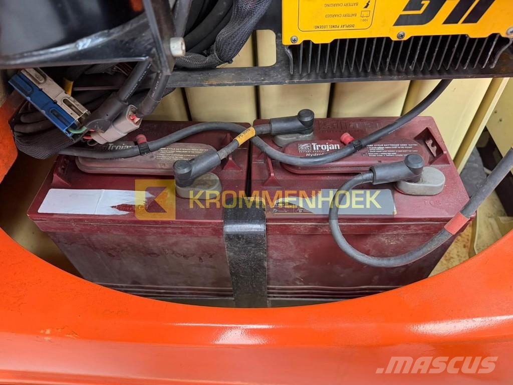 JLG Toucan 12 E Plus Druga dvigala in dvižne ploščadi