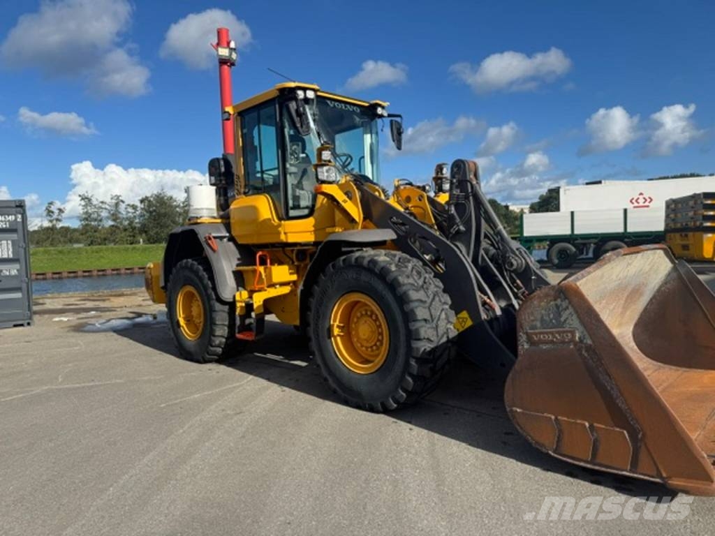 Volvo L 90 H Rataslaadurid