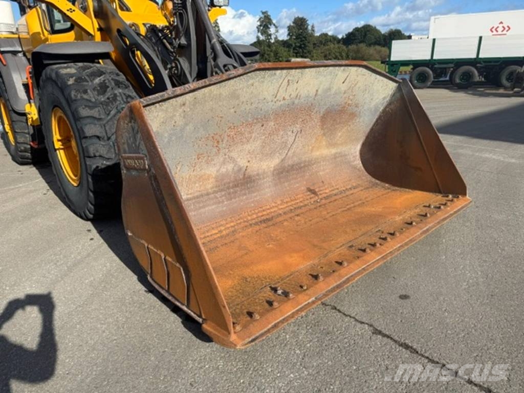 Volvo L 90 H Rataslaadurid