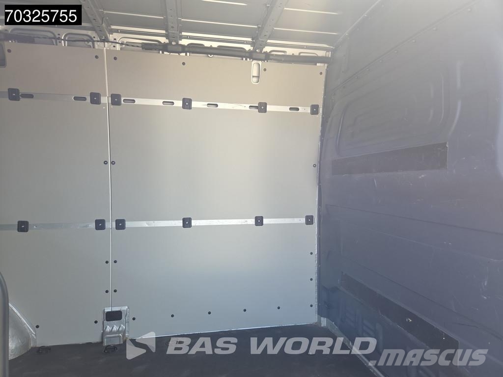 Mercedes-Benz Sprinter 215 CDI Automatik 150PS L2H2 Klima Kamera Pakettiautot