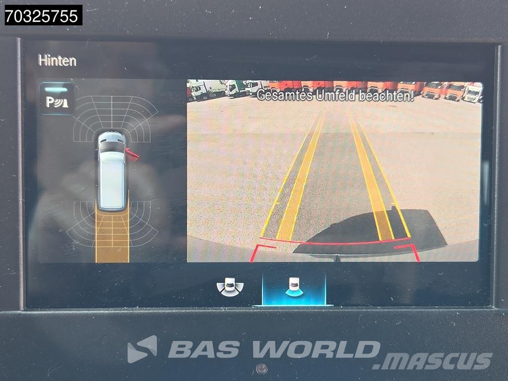 Mercedes-Benz Sprinter 215 CDI Automatik 150PS L2H2 Klima Kamera Lätta skåpbilar