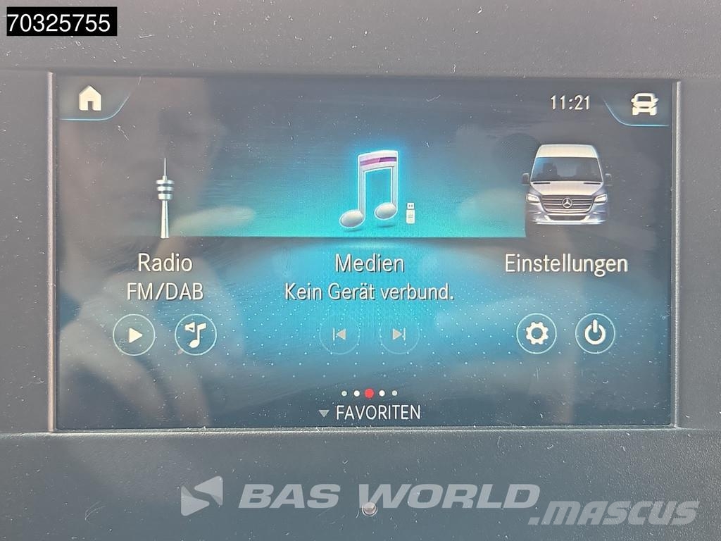 Mercedes-Benz Sprinter 215 CDI Automatik 150PS L2H2 Klima Kamera Lätta skåpbilar