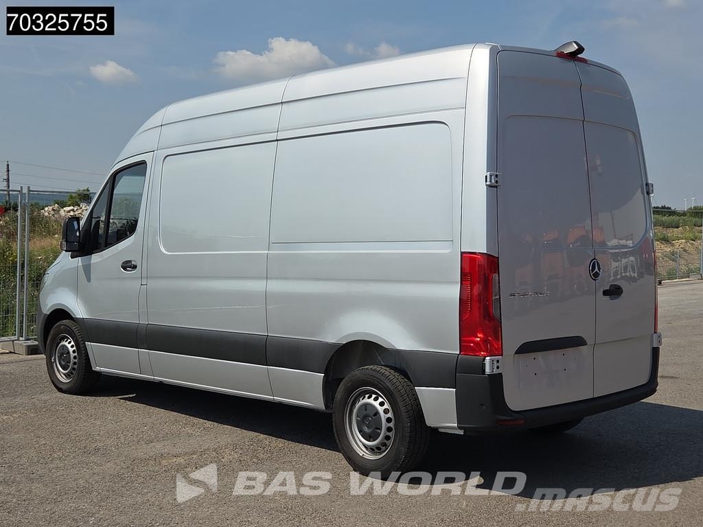 Mercedes-Benz Sprinter 215 CDI Automatik 150PS L2H2 Klima Kamera Pakettiautot