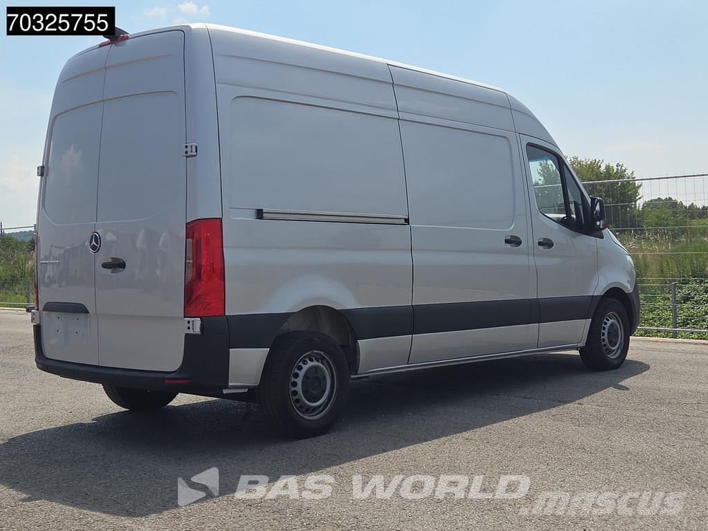 Mercedes-Benz Sprinter 215 CDI Automatik 150PS L2H2 Klima Kamera شاحنة مقفلة