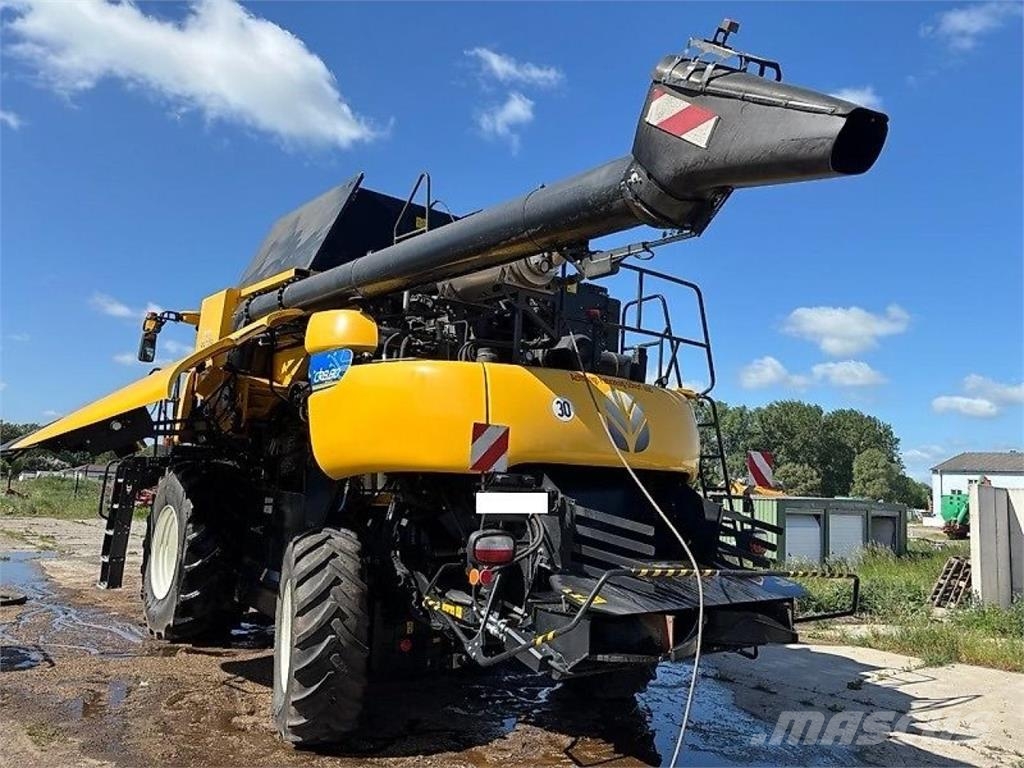 New Holland CR8.80 MY21 حصادات