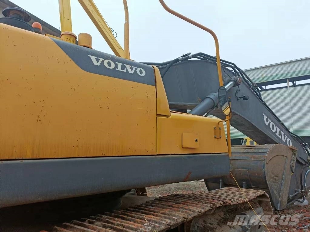 Volvo 480 Paletli ekskavatörler