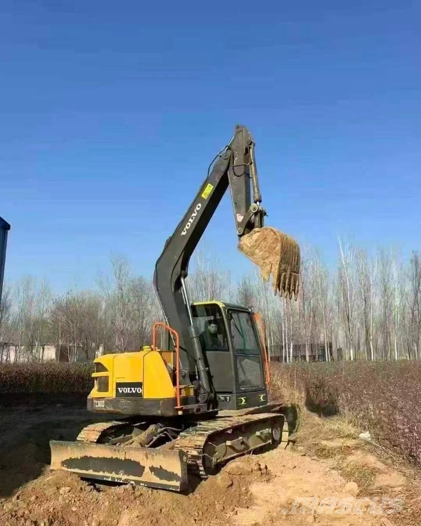Volvo EC 80 D Paletli ekskavatörler