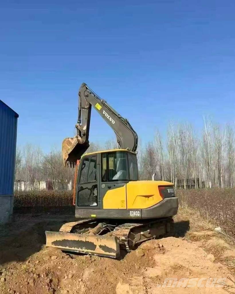 Volvo EC 80 D Paletli ekskavatörler