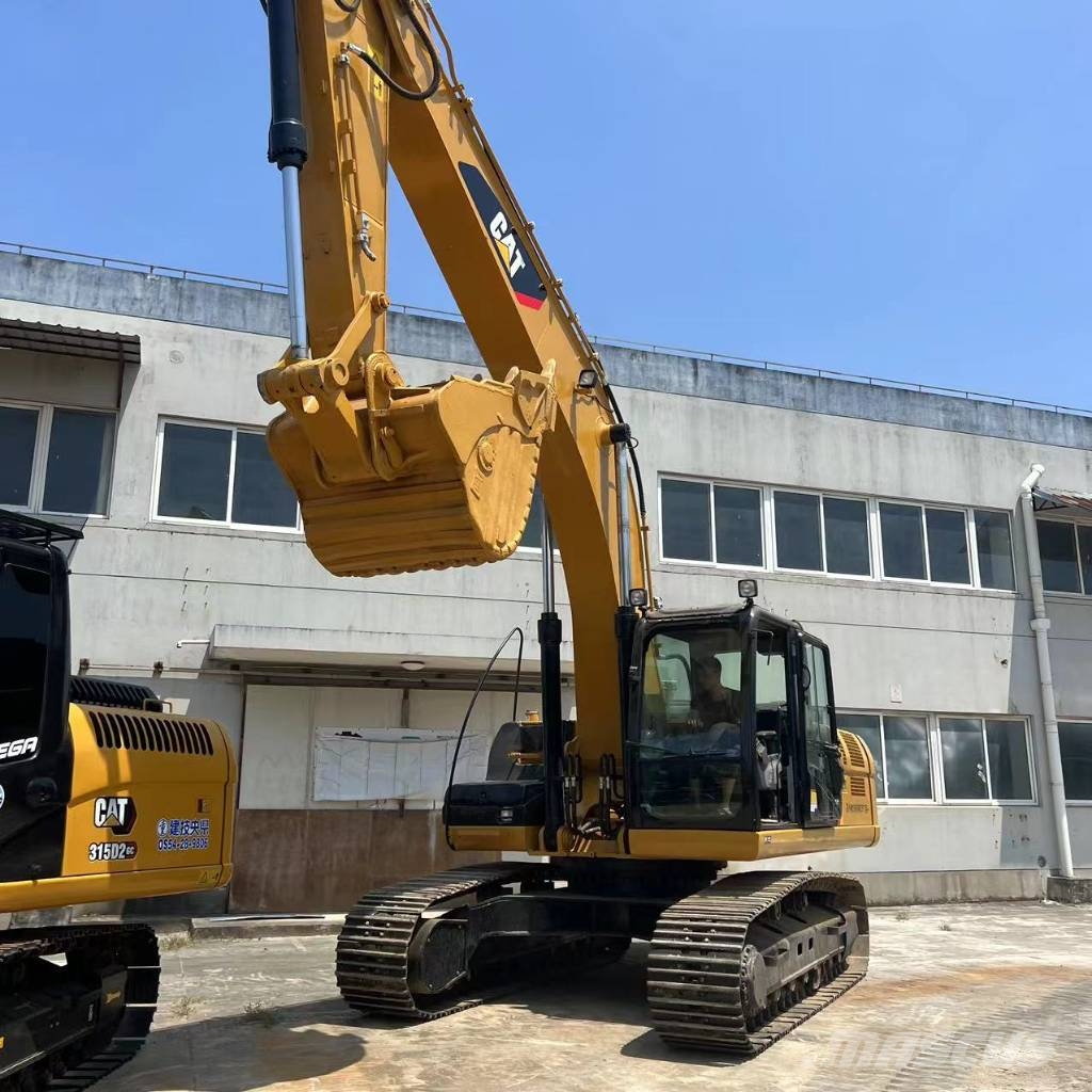 CAT 325D2 حفارات زحافة