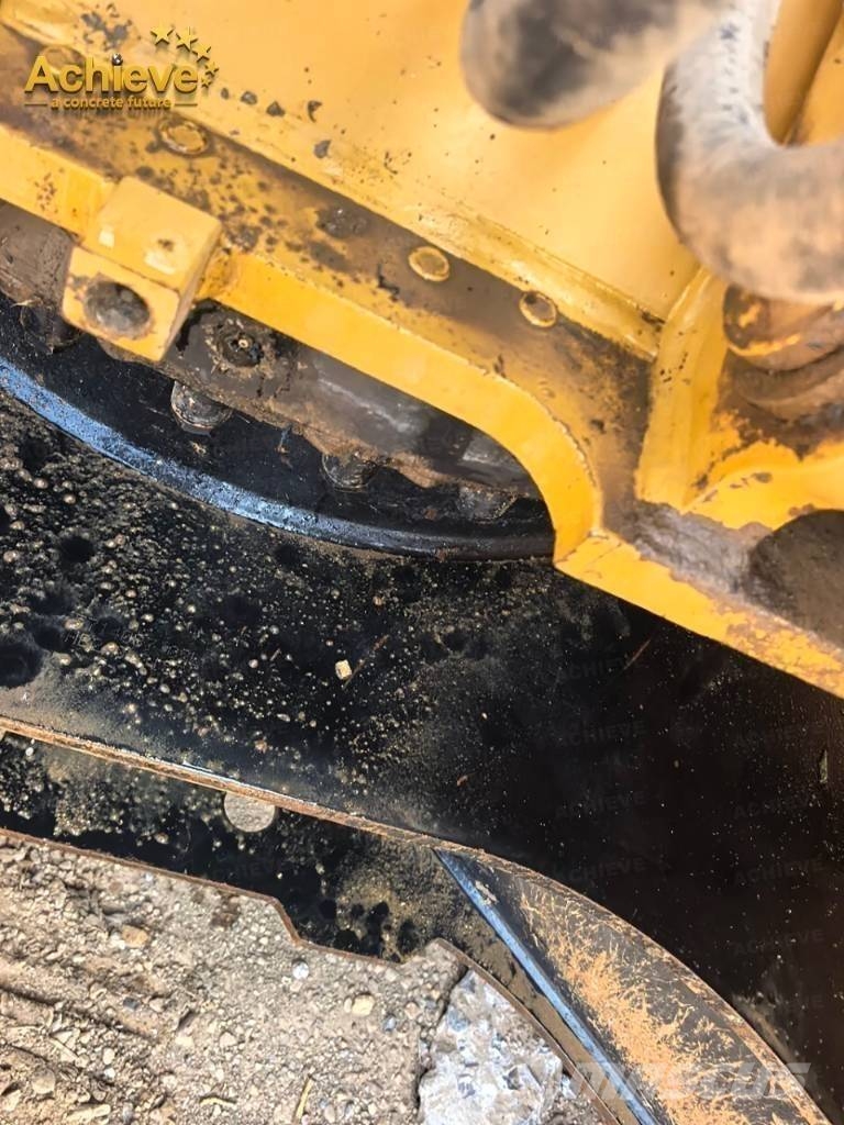 CAT 323 Beltegraver
