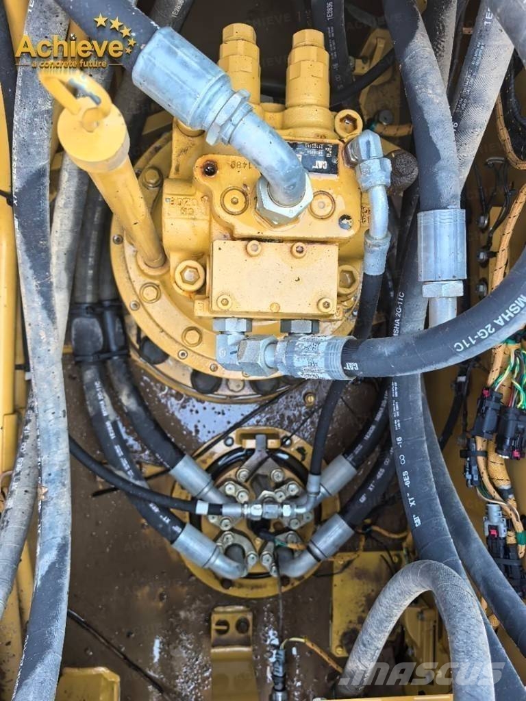 CAT 323 Beltegraver