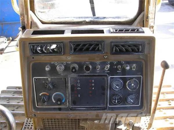 CAT D8N 크롤러 도저