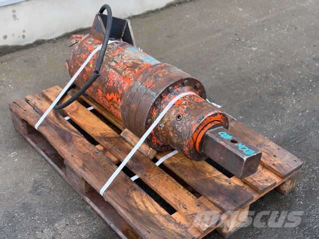 Bauer USED DRIL EXCAWATORS 14 TON Perfuradoras