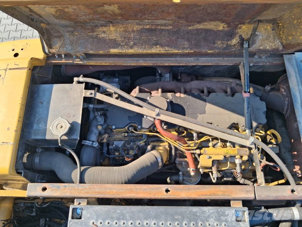 CAT M 322 D Wielgraafmachines