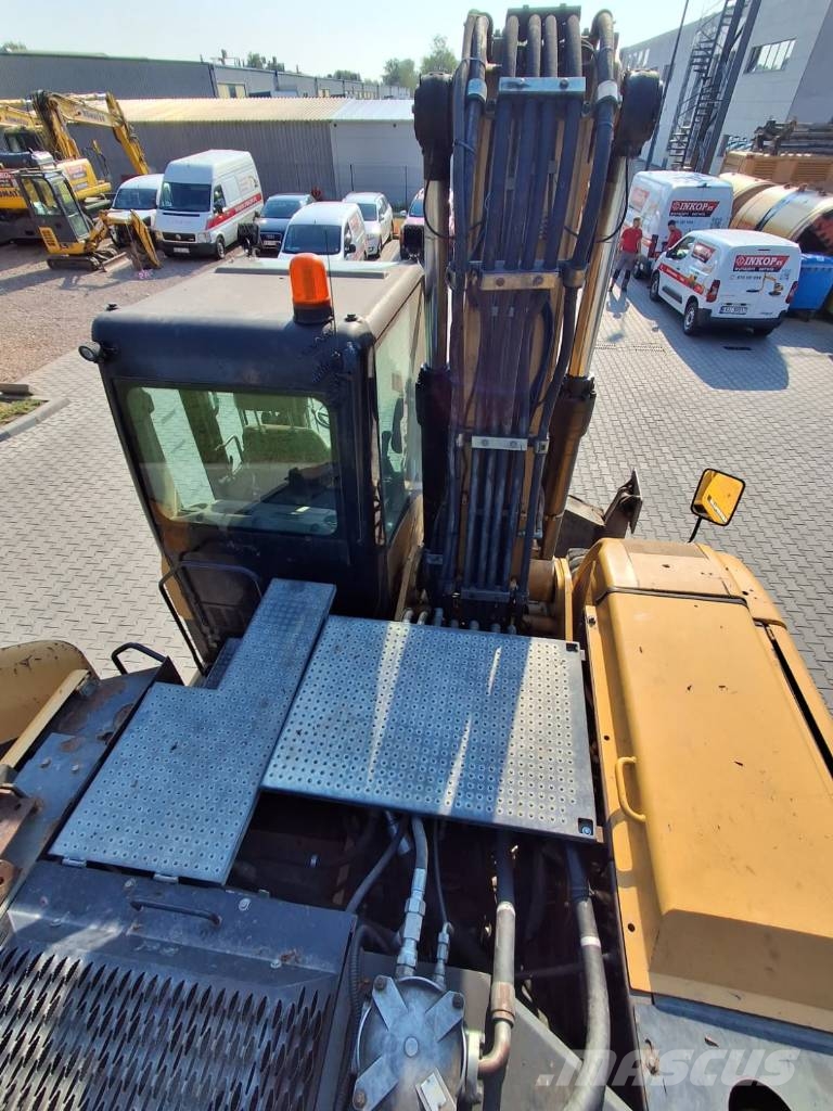 CAT M 322 D Wielgraafmachines