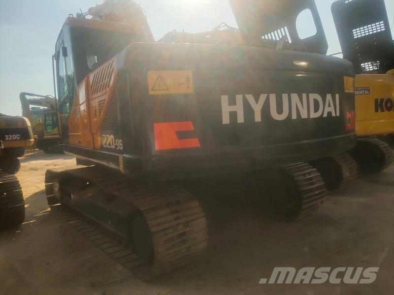 Hyundai 220 Bageri guseničari