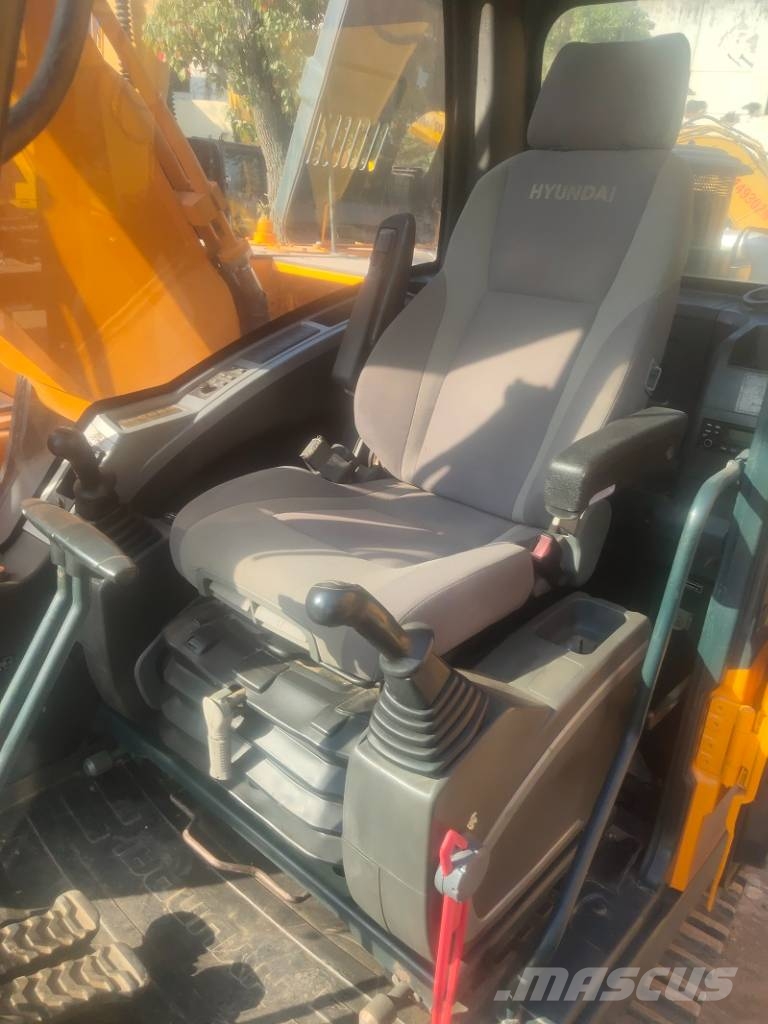 Hyundai 220 Bageri guseničari