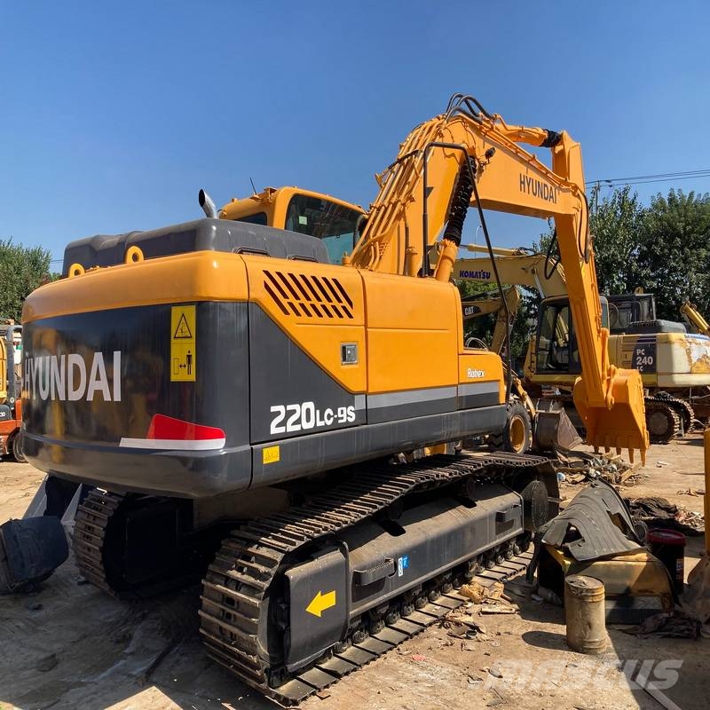 Hyundai 220 Bageri guseničari