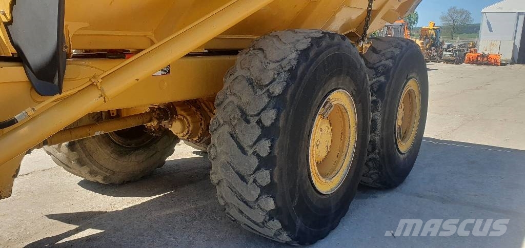 Bell B 25 D Kĺbové nákladné autá