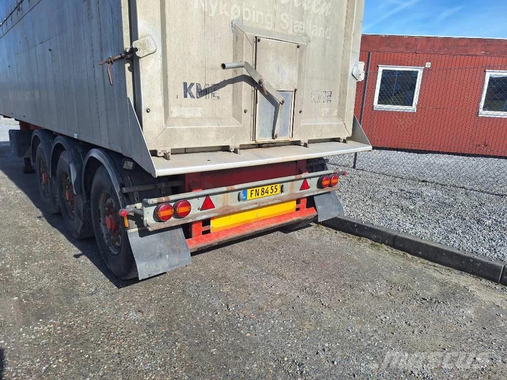 Kel-Berg 3 akslet 48 m3 tiptrailer med nedfældbar side Semi-trailer med tip