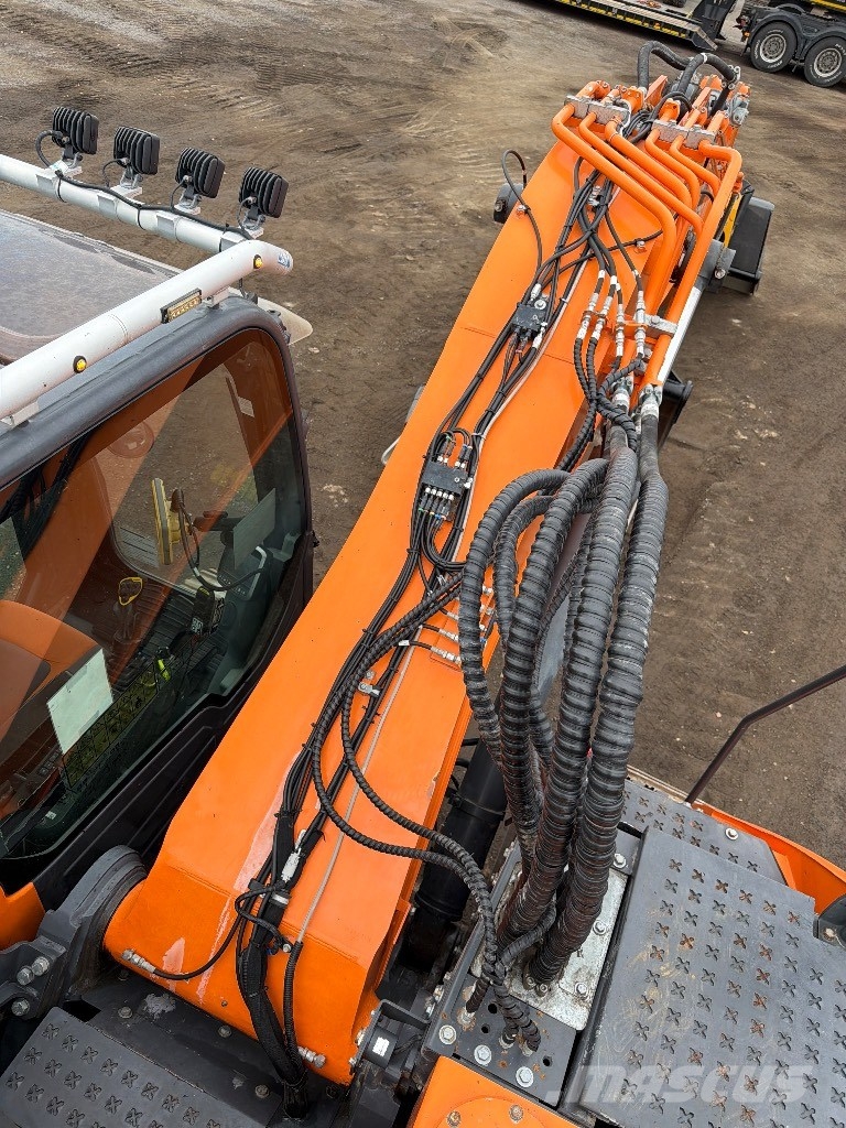 Doosan Develon Dx235LCR Гусеничные экскаваторы