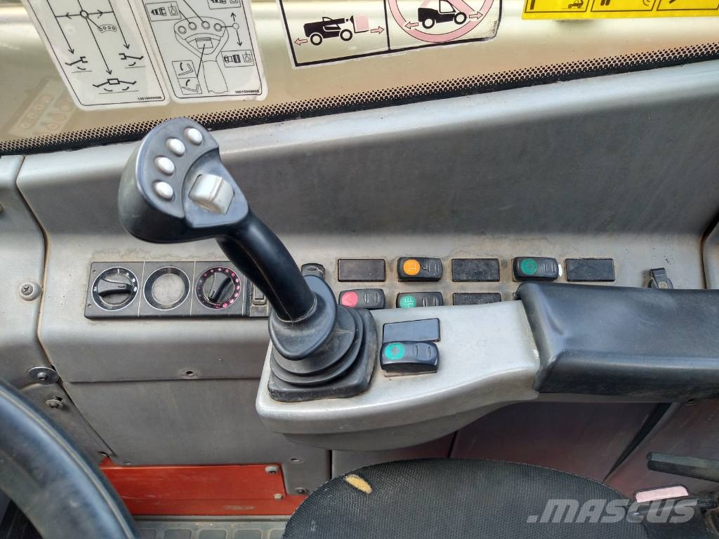 JLG 4017 PS (289) مناولات متداخلة
