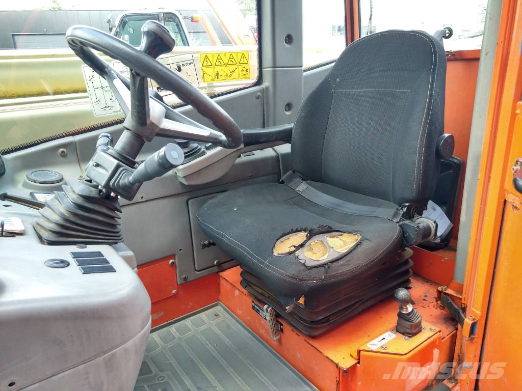 JLG 4017 PS (289) مناولات متداخلة