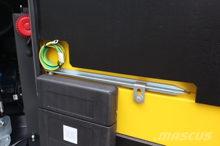 Atlas Copco Hilight B6+ KD Valid inspection, Max Boom Height 8 Torres de iluminación